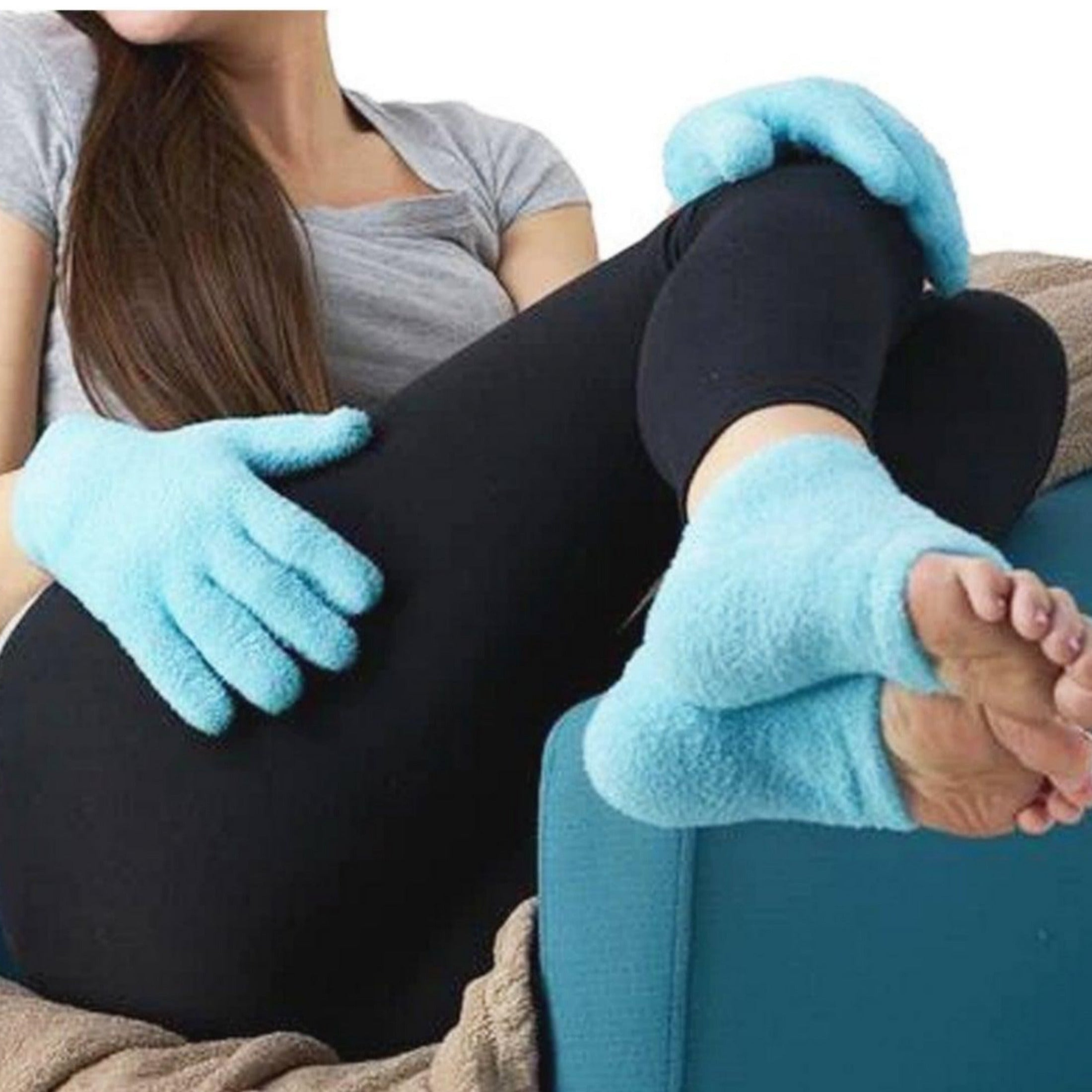 Intense Gel Moisturizing Heel Sleeves & Gloves